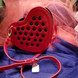 Kenzie Heart crossbody